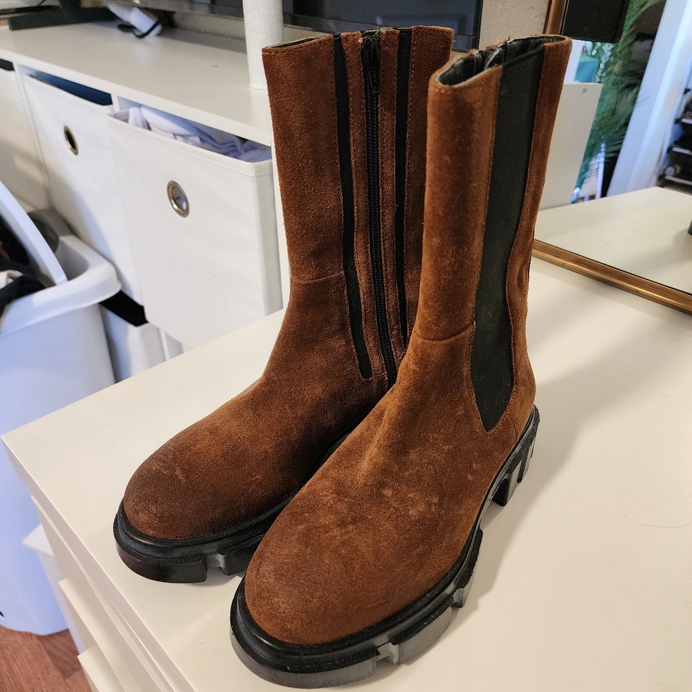 Mid Calf Boots Lug Sole